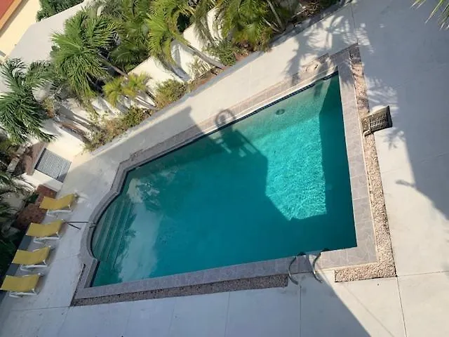 Holiday home Bidabreezes Villa Great Location Palm Beach Aruba
